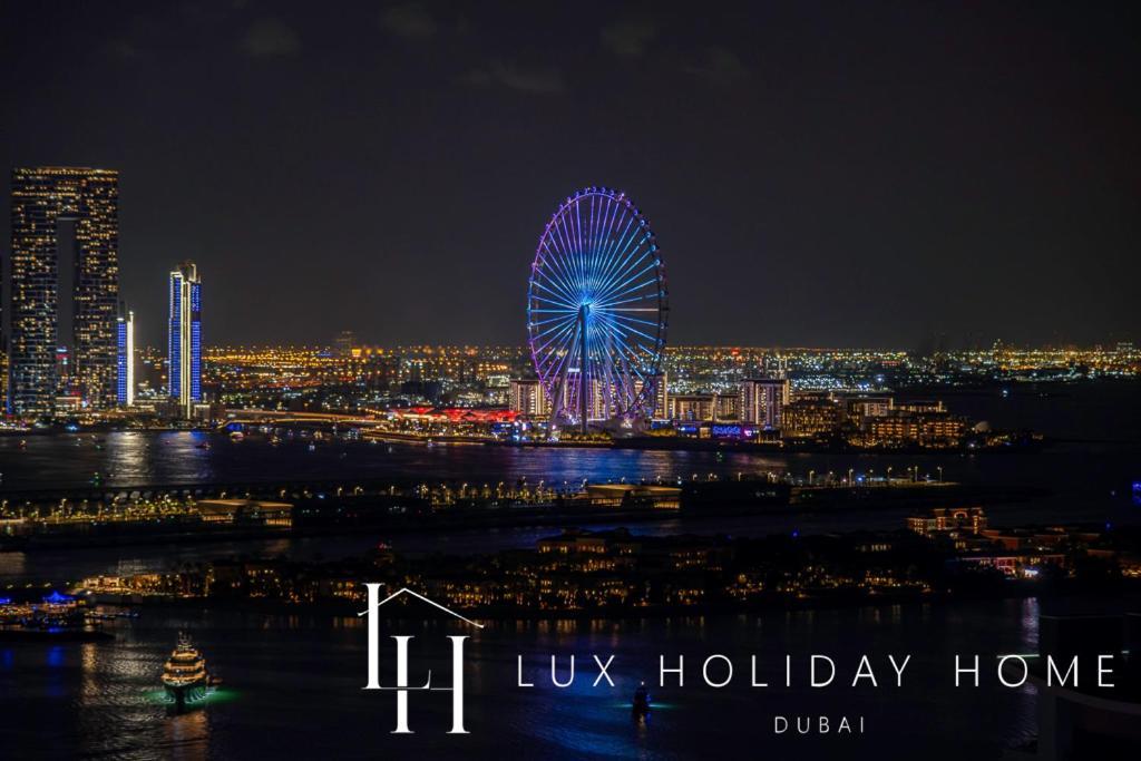 Lux Iconic Views At The Palm Tower Suite 2 Дубай Екстериор снимка